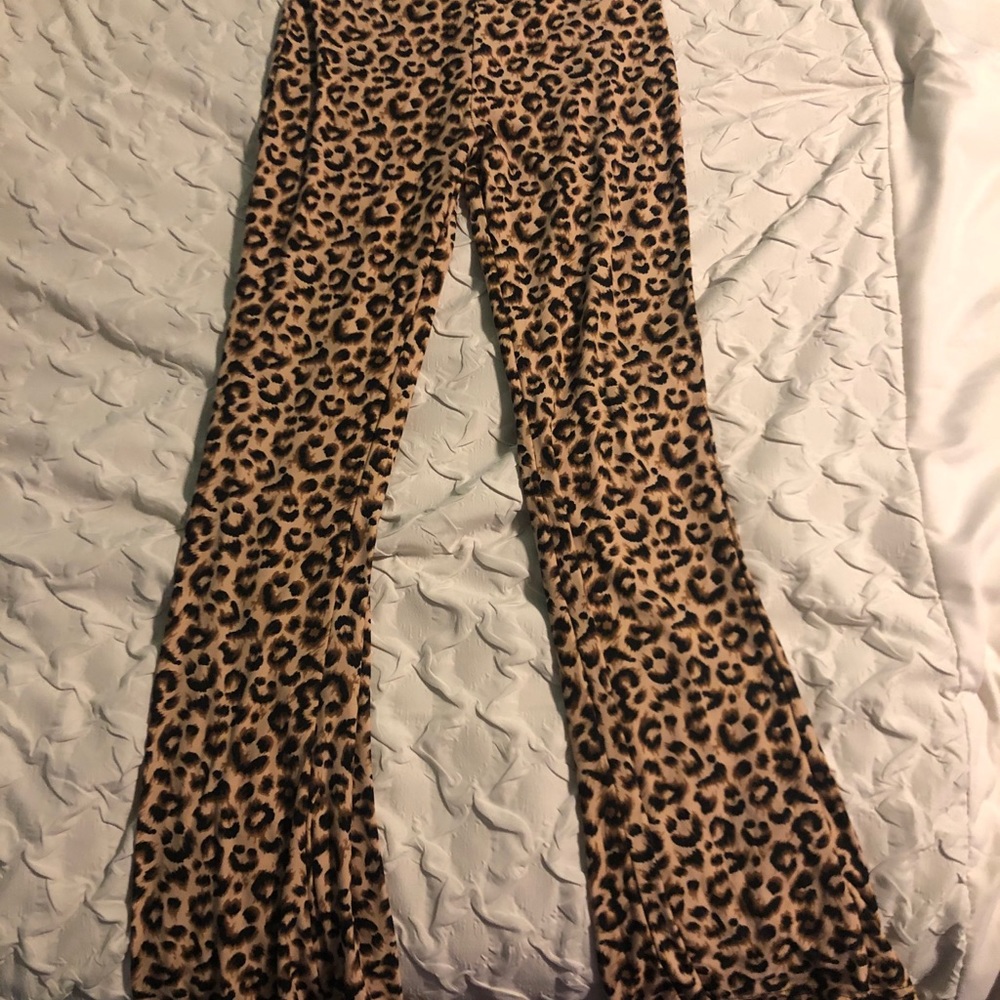 Cheetah Print High Waisted Flare Leggings